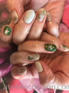 10EE8744-1606-4931-A89F-BE10322EF10F